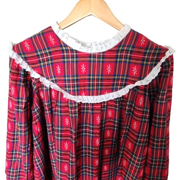 L.L. Bean Vintage Red Plaid Flannel Nightgown  Grannycore Holiday 90s - Picture 2 of 7